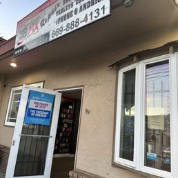 JB fix store front in Gilroy