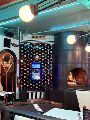 Shores Diner by null