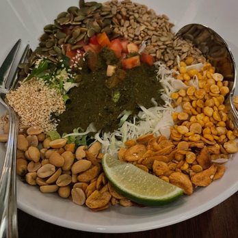 Top Burmese Ambassador - Green Tea Leaf Salad (Vegan) - Burmese Near Me - Hillsboro, Oregon Top Burmese Ambassador - Green Tea Leaf Salad (Vegan) - Burmese Near Me - Hillsboro, Oregon