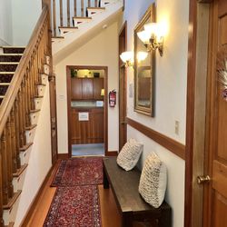 Integrity Acupuncture and Herbal Medicine - Hallway to waiting area.
