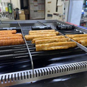 7-Eleven - a row of hot dogs on a grill - Convenience Stores Near Me - Bothell, Washington 7-Eleven - a row of hot dogs on a grill - Convenience Stores Near Me - Bothell, Washington