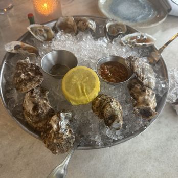 La Vie - My love for oysters is unmatched ( super small for $43 ) - Cocktail Bars Near Me - Washington, DC, District of Columbia