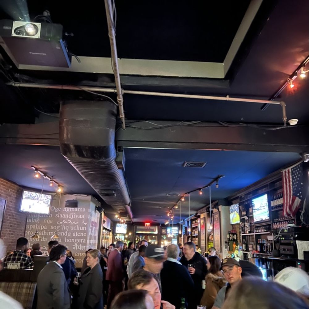 Slainte Bar & Lounge - Pubs Near Me - New York, New York Slainte Bar & Lounge - Pubs Near Me - New York, New York