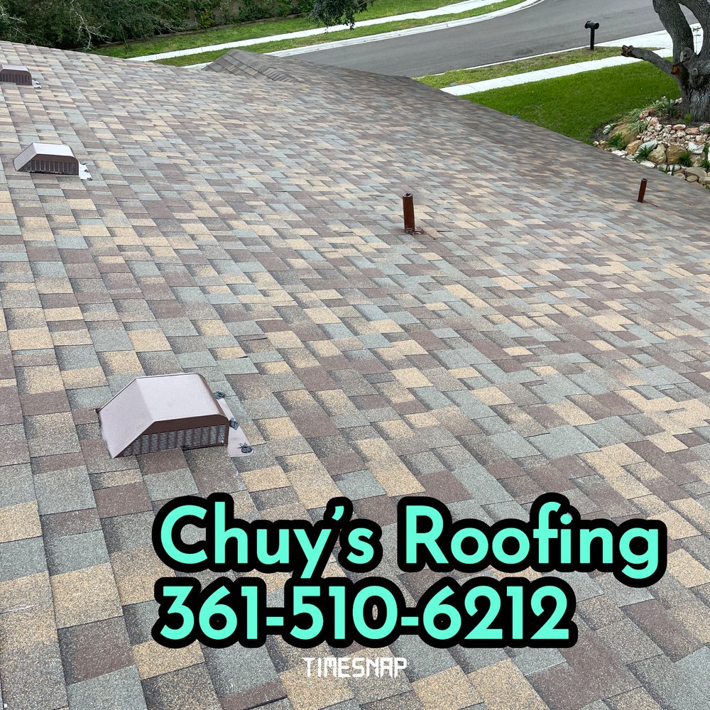 Slide of Chuy's Roofing