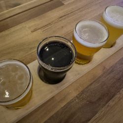 Tinhouse Brewing - Flight of beer~