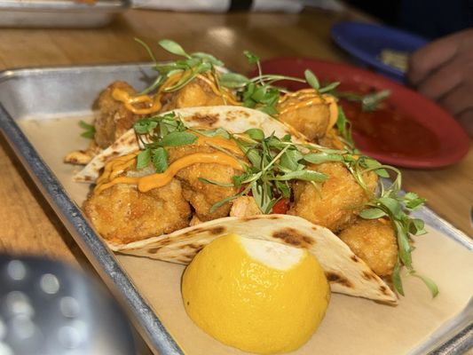 Avenue American Bistro by null