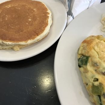 Brunch Cafe-St.Charles - Breakfast & Brunch Near Me - St. Charles, Illinois Brunch Cafe-St.Charles - Breakfast & Brunch Near Me - St. Charles, Illinois