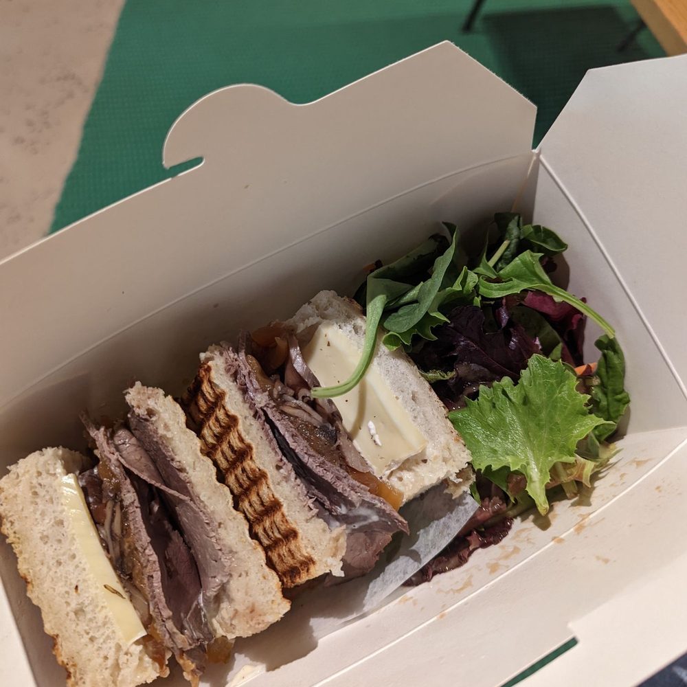 Fast Fresh Foods - Roast beef sandwich on rosemary focaccia with side salad - Salad Near Me - Toronto, Ontario Fast Fresh Foods - Roast beef sandwich on rosemary focaccia with side salad - Salad Near Me - Toronto, Ontario