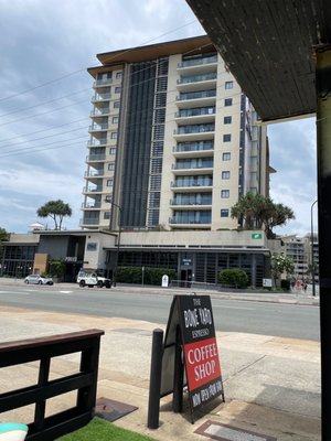 Oaks Redcliffe Mon Komo Suites by null