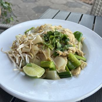 Mangosteen - Mangosteen Noodles - Asian Fusion Near Me - St. Petersburg, Florida Mangosteen - Mangosteen Noodles - Asian Fusion Near Me - St. Petersburg, Florida