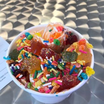 Roll It Up - Snellville - Bubble Gum w/fruity pebbles, sprinkles & gummy bears - Desserts Near Me - Snellville, Georgia