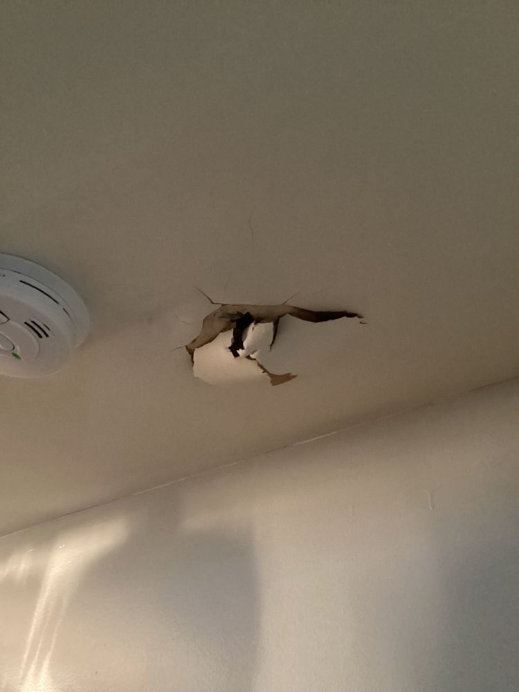 Slide of Tops Handyman Service