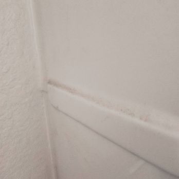 Motel 6 - Ever seen a dusty shower? - Hotels Near Me - Big Bear Lake, California Motel 6 - Ever seen a dusty shower? - Hotels Near Me - Big Bear Lake, California
