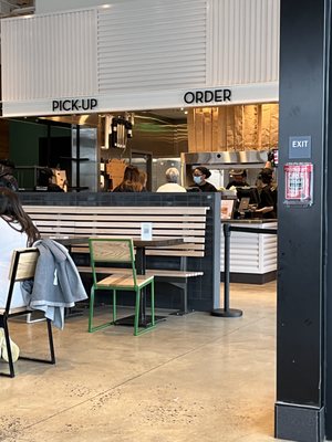 Shake Shack Menlo Park by null