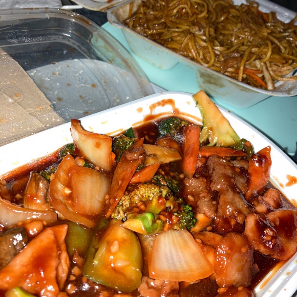China Star - Triple Seafood Delight - Chinese Near Me - Roeland Park, Kansas China Star - Triple Seafood Delight - Chinese Near Me - Roeland Park, Kansas