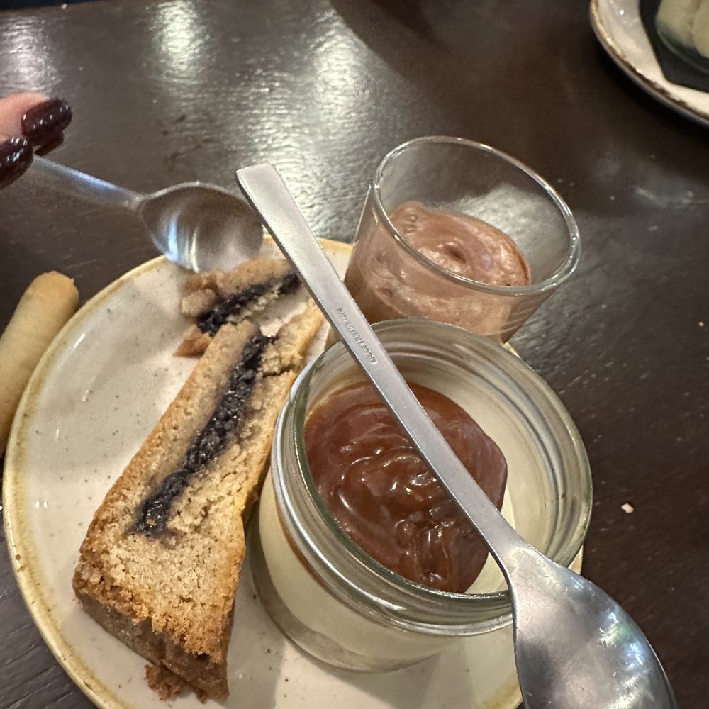 Le Volant Basque - Tapas dessert was crazy good. All good but my favorite was the tiramisu. - Basque Near Me - Paris, 75 Le Volant Basque - Tapas dessert was crazy good. All good but my favorite was the tiramisu. - Basque Near Me - Paris, 75