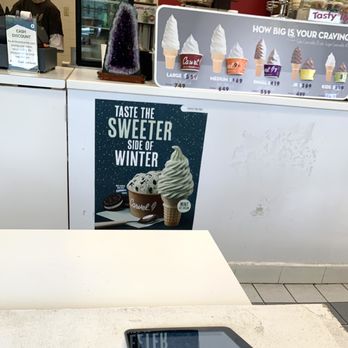 Carvel - Get Your Ice Cream & Amethyst Healing: [Though The Inside Can Be Spruced Up & Cleaned A Bit] - Ice Cream & Frozen Yogurt Near Me - Westport, Connecticut