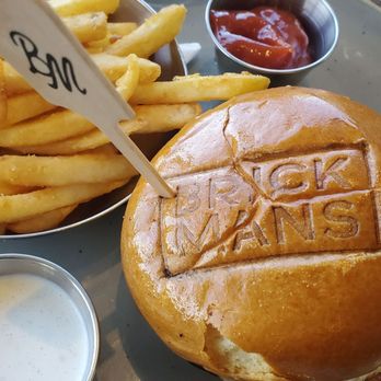 Brickmans Restaurant & Bar - Breakfast & Brunch Near Me - San Marcos, California