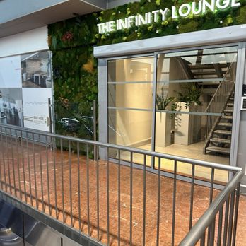 The Infinity Lounge - Entrance - Airport Lounges Near Me - Nice, 06