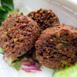 Ebeneezer's Kebabs & Pizzeria - Falafel