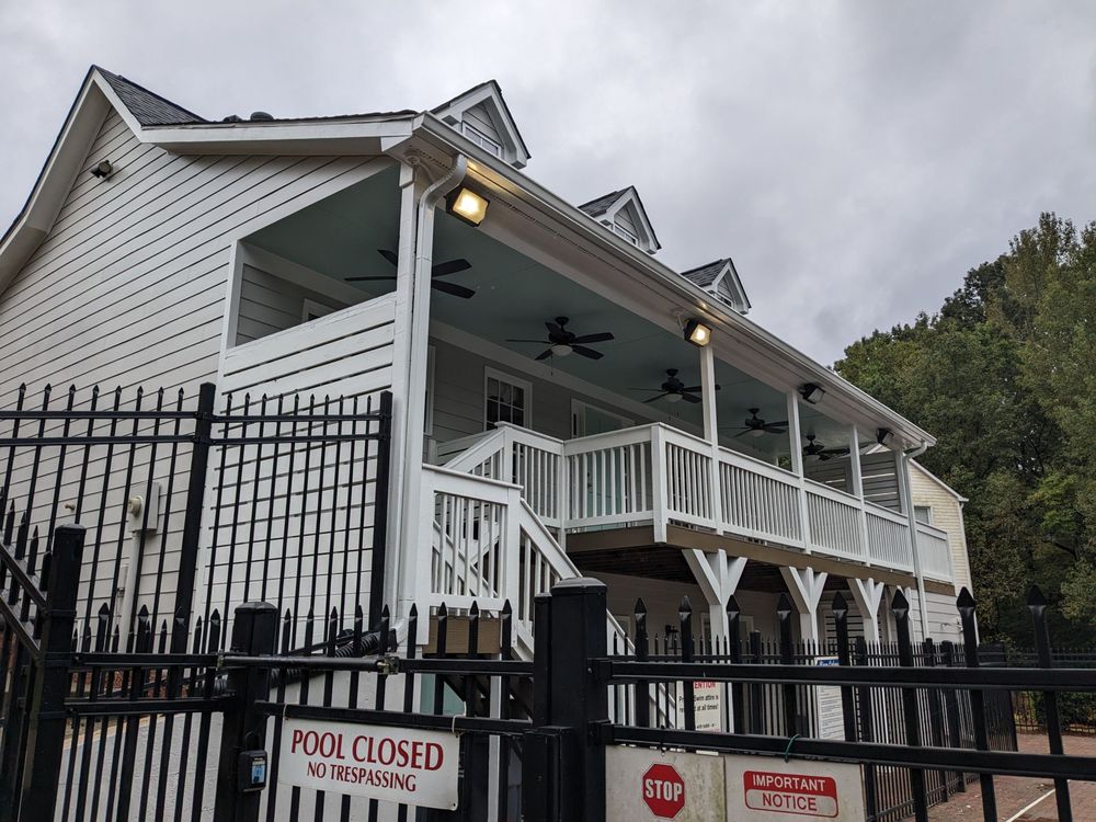 Slide of Robur Exteriors