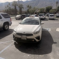Desert City Cab - NO HANDICAP PLACARD WHERE IS IT? IF SOMEONE IS DISABLED, THEY HAVE A PLACARD. IT WAS NOT ON DISPLAY THAT IS AGAINST THE LAW.