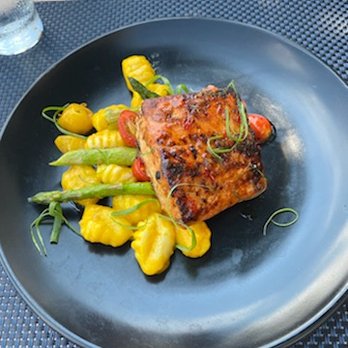 HAVEN Riverfront Restaurant & Bar - New American Near Me - Edgewater, New Jersey