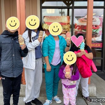 Herfy’s Burgers - Happy Kids with ice cream - Hot Dogs Near Me - Orting, Washington Herfy’s Burgers - Happy Kids with ice cream - Hot Dogs Near Me - Orting, Washington