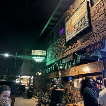Anna O'Brien's - Music Venues Near Me - Honolulu, Hawaii
