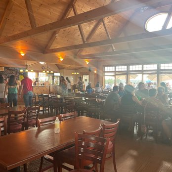 Gouveia Vineyards - Inside winery - Wineries Near Me - Wallingford, Connecticut