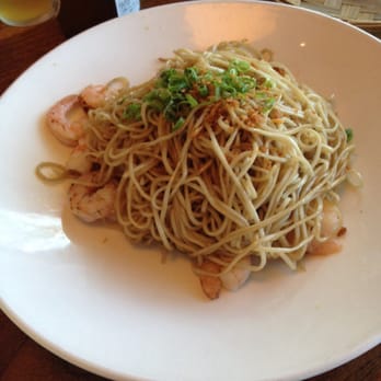 Star Noodle - Garlic noodles with shrimp added - Asian Fusion Near Me - Lahaina, Hawaii Star Noodle - Garlic noodles with shrimp added - Asian Fusion Near Me - Lahaina, Hawaii