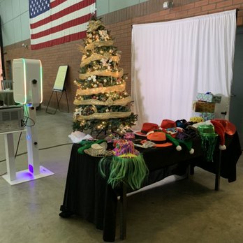 The Friend Zone PhotoBooth - Photo Booth Rentals Near Me