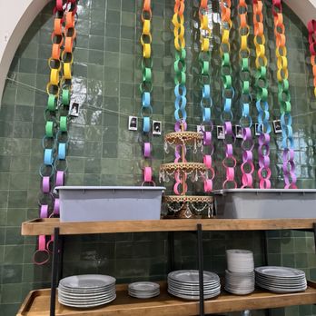 Di Tazza - Beautiful decor - Italian Near Me - Vancouver, Washington Di Tazza - Beautiful decor - Italian Near Me - Vancouver, Washington