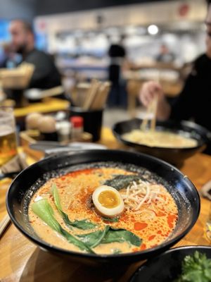 Moto Ramen by null