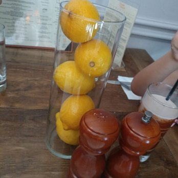 Orange Blossom - Centrepiece - Breakfast & Brunch Near Me - Miami Beach, Florida