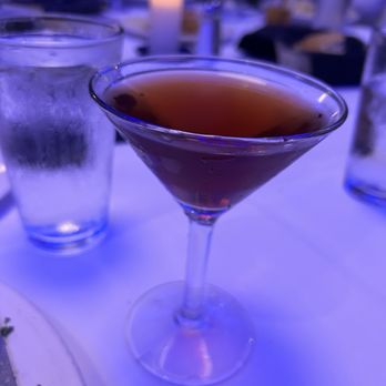 Lombardo's Trattoria - Raspberry Pomegranate Cosmopolitan - Italian Near Me - Saint Louis, Missouri