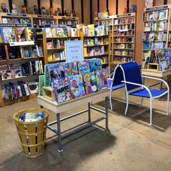 Book Warehouse - Kids! The old location