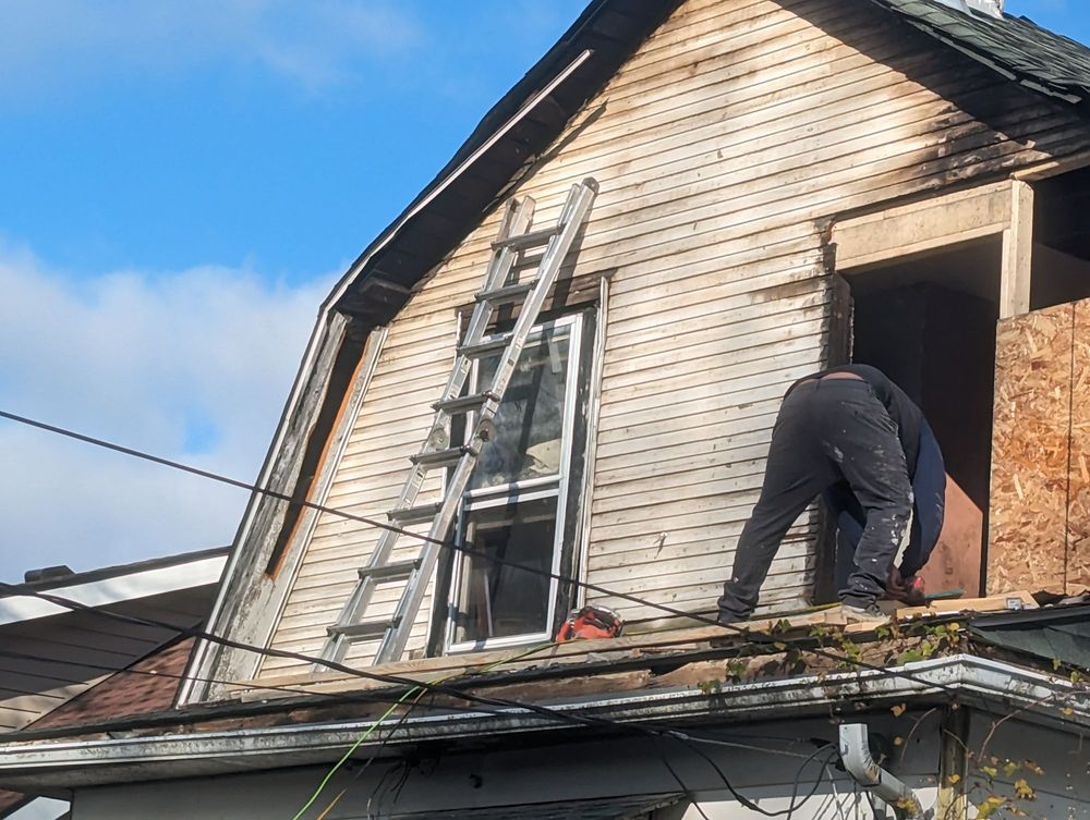 Slide of F & F Home Improvement