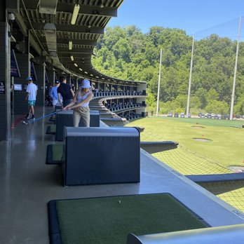 Topgolf - 3 floors - Golf Near Me - Bridgeville, Pennsylvania Topgolf - 3 floors - Golf Near Me - Bridgeville, Pennsylvania