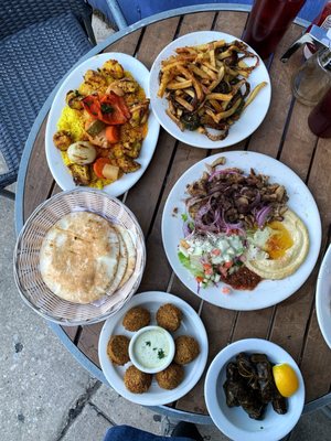 Alyan's Middle Eastern & Mediterranean Restaurant by null