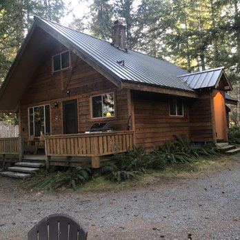 Betsy's Cabins at Mount Rainier - Vacation Rentals Near Me