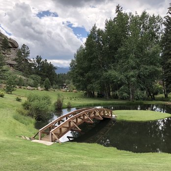 Black Canyon Inn - Pond - Hotels Near Me - Estes Park, Colorado