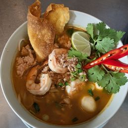 Tom Yum Noodle