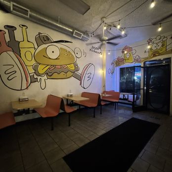 Sideburns - Inside seating area - Vegan Near Me - Long Beach, California