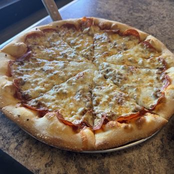 Sidestreet Pizza & Pasta - Cheese & pepperoni pizza 3/5 stars - Pizza Near Me - Tryon, North Carolina Sidestreet Pizza & Pasta - Cheese & pepperoni pizza 3/5 stars - Pizza Near Me - Tryon, North Carolina