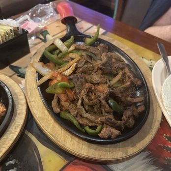 Guadalajara Restaurant - Fajitas De Res/Beef Fajitas - Mexican Near Me - Lake Park, Florida Guadalajara Restaurant - Fajitas De Res/Beef Fajitas - Mexican Near Me - Lake Park, Florida