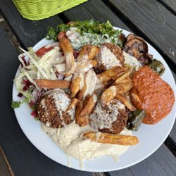 Azzam - Falafel plate