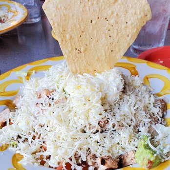 Maudie’s - Hill Country - Nachos Compuestos - Tex-Mex Near Me - Austin, Texas Maudie’s - Hill Country - Nachos Compuestos - Tex-Mex Near Me - Austin, Texas