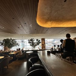 Queensyard - Inside at the bar
