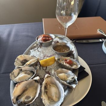 Solera - Lounges Near Me - Honolulu, Hawaii